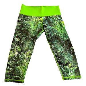 Adidas Women’s Climalite Capri Leggings  green /black Size M